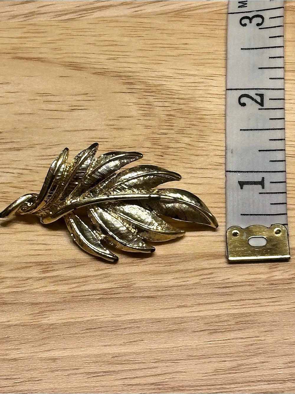 Gold Leaf Brooch Pin
